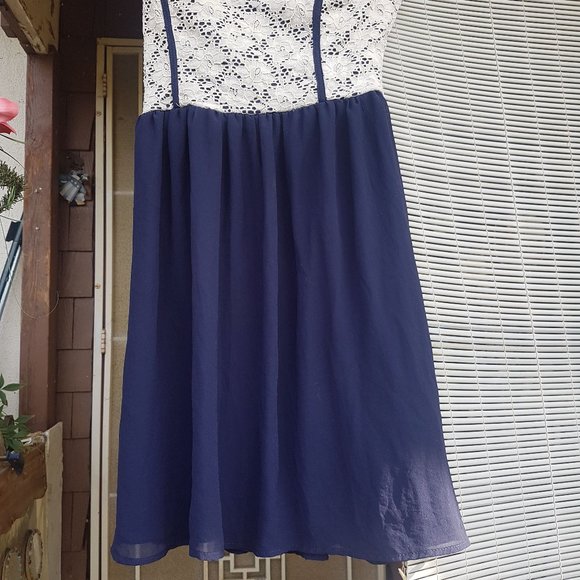 Navy and White Lace Prevett Strapless Dress L - Picture 3 of 5